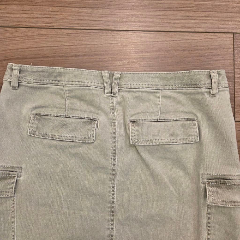 Women's edc pale Green Boyfriend Fit Cargo Mini Skirt Size 8 - Picture 6 of 8